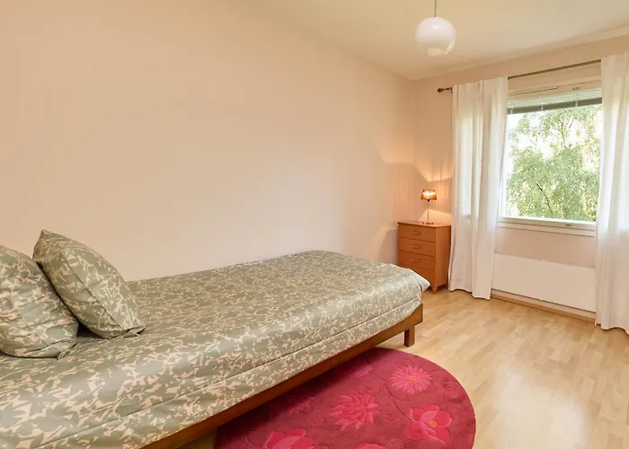 Spacious 3-room Flat In Martinlaakso Vantaa