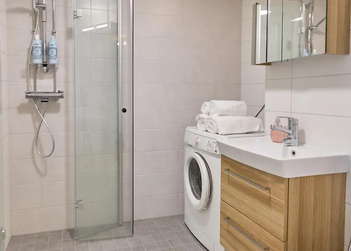 Spacious 3-room Flat In Martinlaakso *